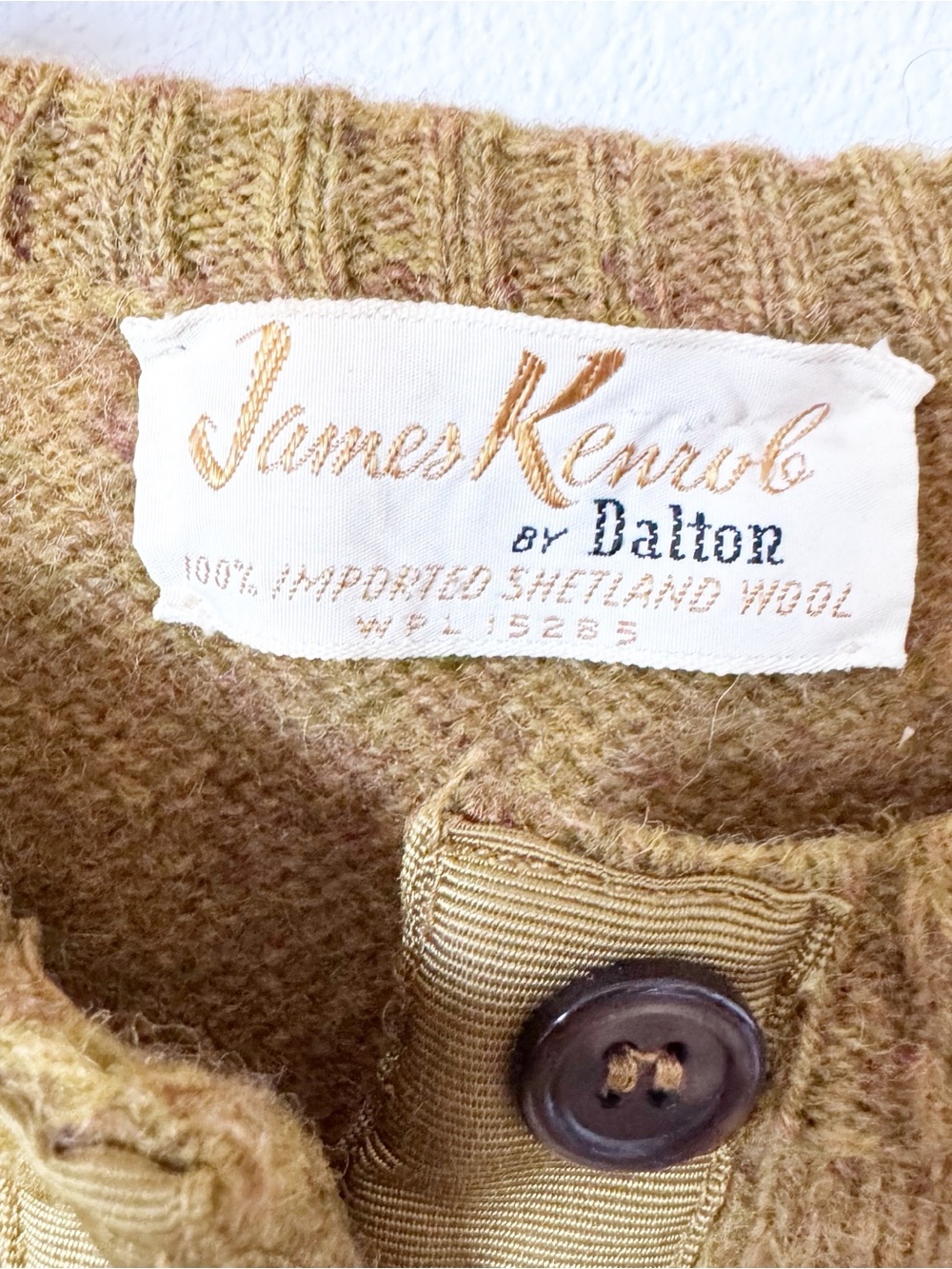 Vintage James Kenrob Women's Button-Front Wool Cardigan Sweater - Picture 5 of 8